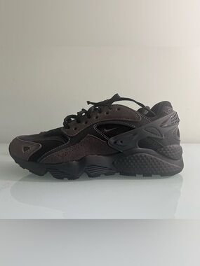 Nike Huarache Run Kids DZ3306-002 Black/Anthracite/Medium Ash Youth Size 6